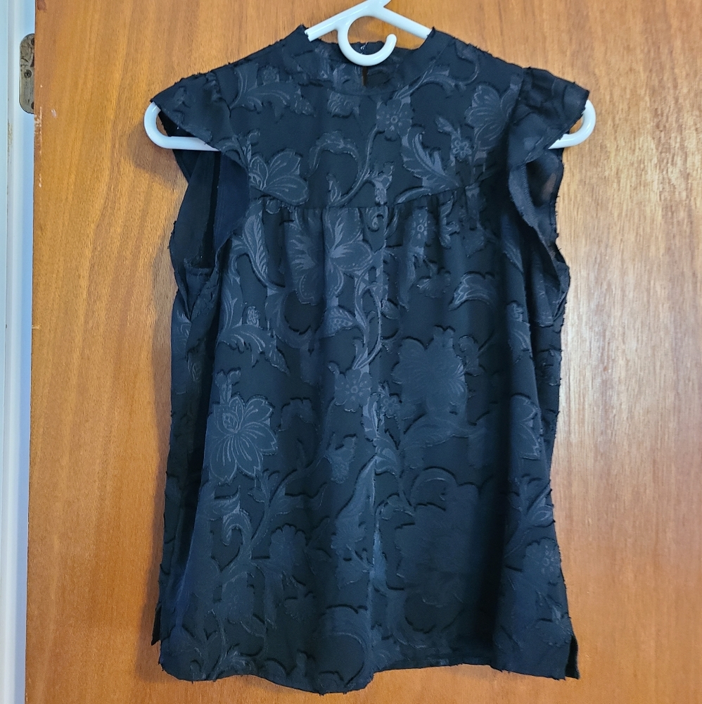 LOFT / Ann Taylor black floral blouse xsp